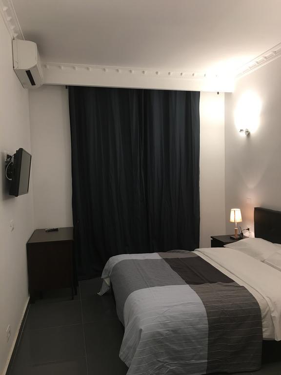 Gianni'S Guest House Рим Екстер'єр фото