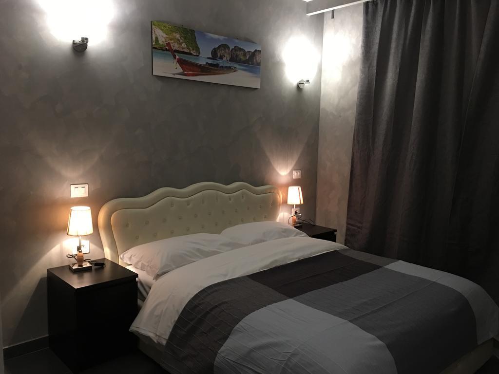 Gianni'S Guest House Рим Екстер'єр фото